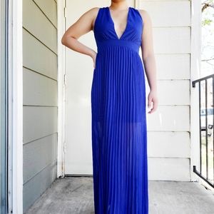 NWT  YA Los Angeles | Blue Pleated Formal Dress